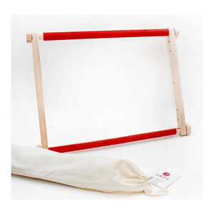Borduurblad productfoto Houten borduurframe met clips 20 x 24 cm